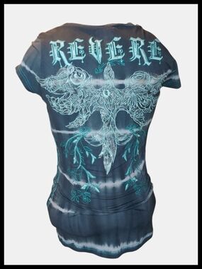 Roar Women’s Teal Graphic Tie-Dye Short Sleeve Top